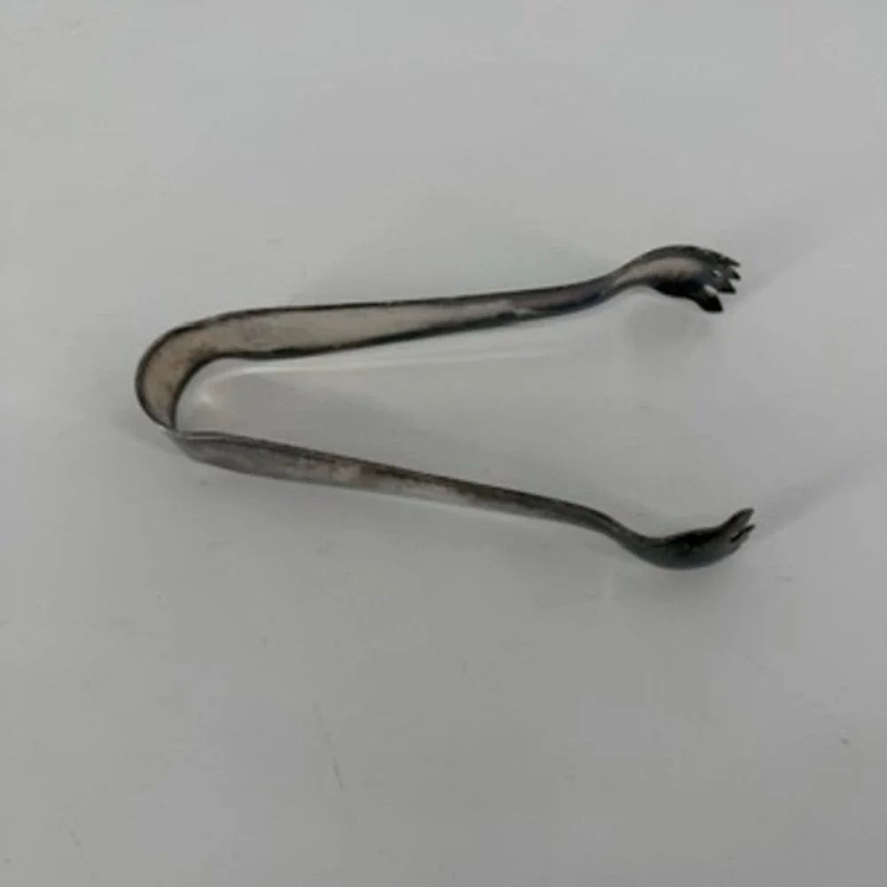 Vintage Silver Plated Sugar Pickle Tongs‎ Claw End Serving Utensil 6 Inch Patina